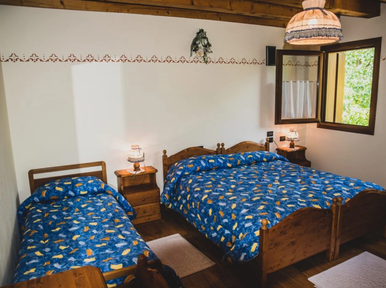 Camera tripla con letto matrimoniale e letto singolo
